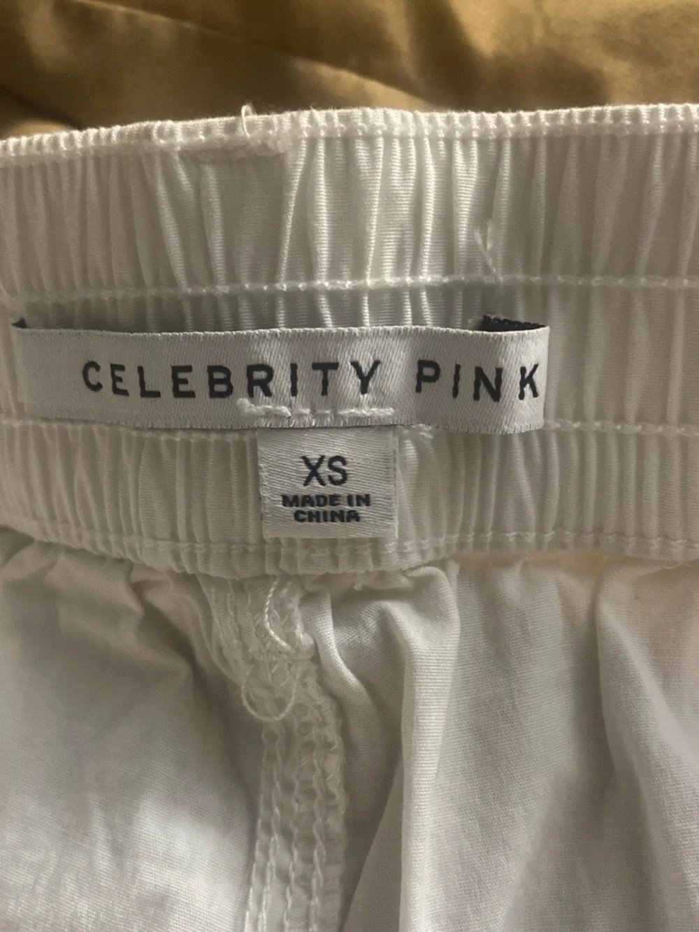 White Elastic Waist Casual Shorts by celebrity pink size xs - Picture 3 of 4